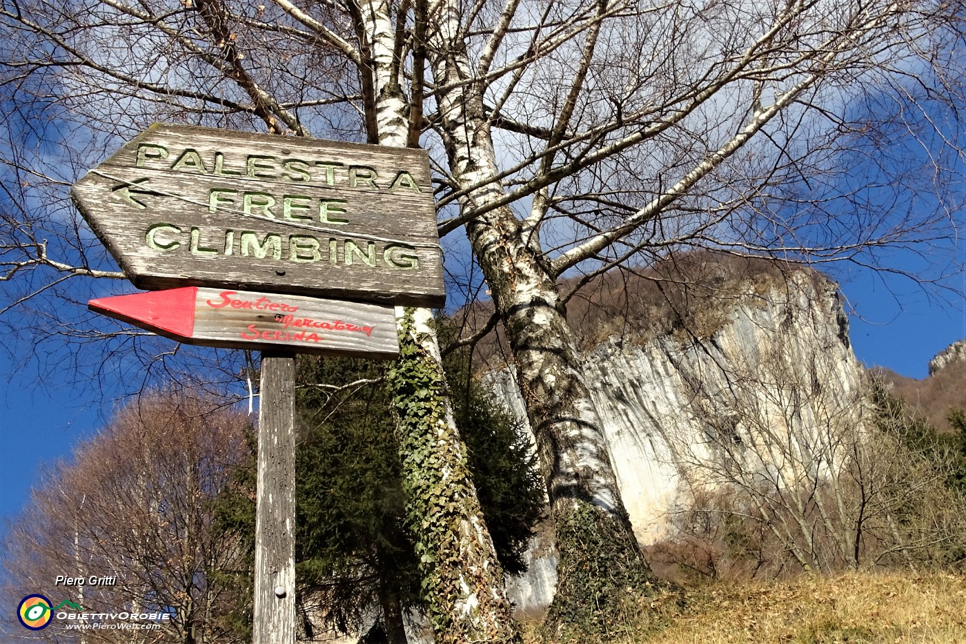 11 Sulla stradetta agrosilvopastorale   prendiamo subito a sx in direzione'Palestra Free Climbing.JPG